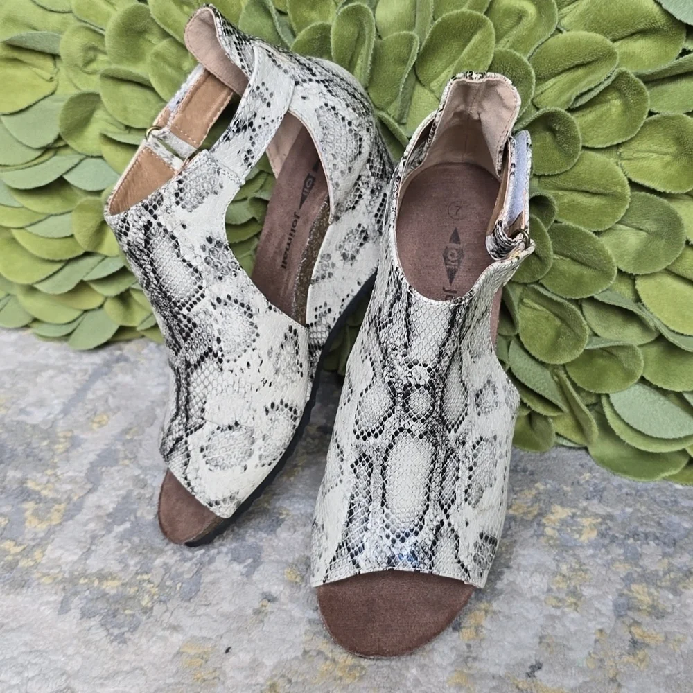 Jolimall Snakeskin Wedge Women's Size 7